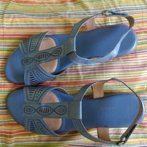 Naturalizer Blue Sandals - size 11 -